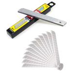 Japanese cutter blade in small case